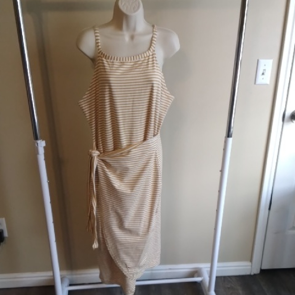 Sleeveless Striped Tie-Waist Midi Dress in Yellow and White